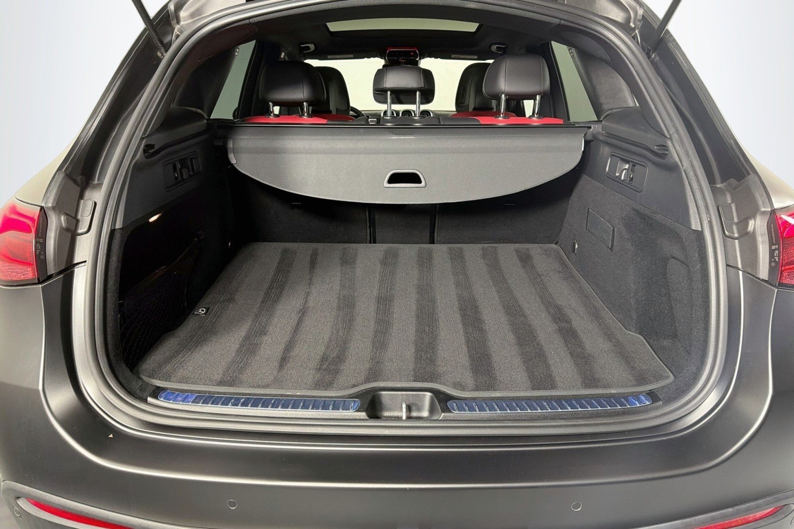 Used 2024 MANUFAKTUR Graphite Grey Magno Mercedes-Benz 300 image 25