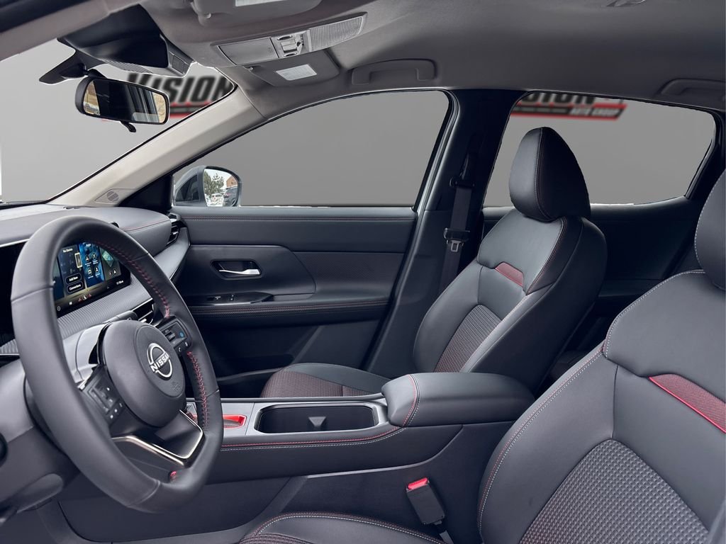 New 2026 White Nissan SR image 10