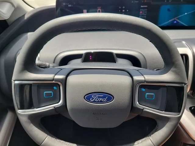 New 2026 Oxford White Ford Active image 31