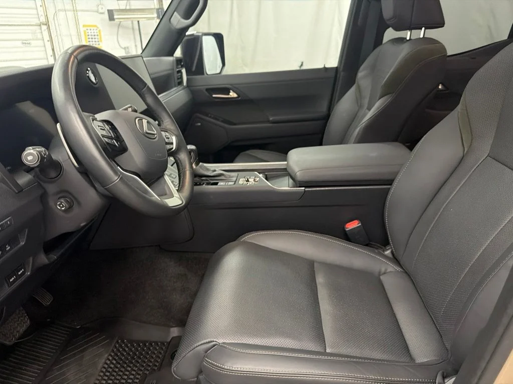 Used 2025 Black Lexus 550 Overtrail+ image 15