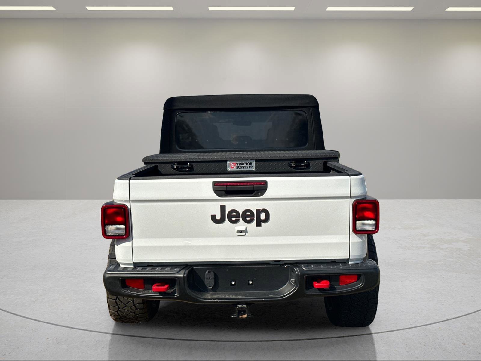 Used 2021 Bright White Clearcoat Jeep Rubicon image 4