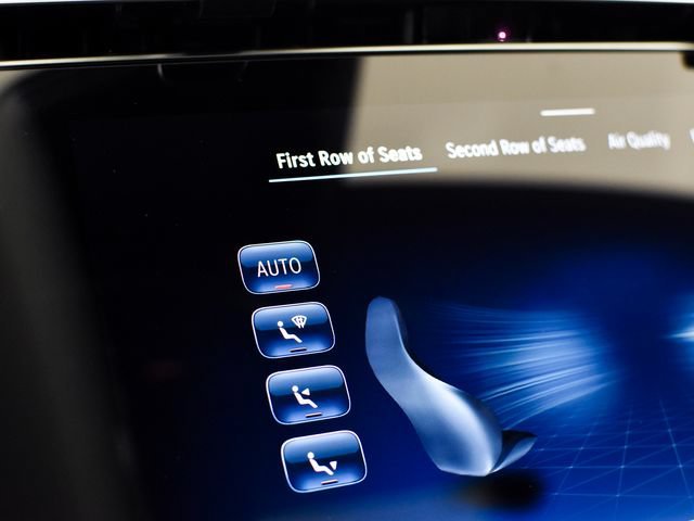 New 2026 MANUFAKTUR Moonlight White Metallic Mercedes-Benz E 53 AMG® image 96