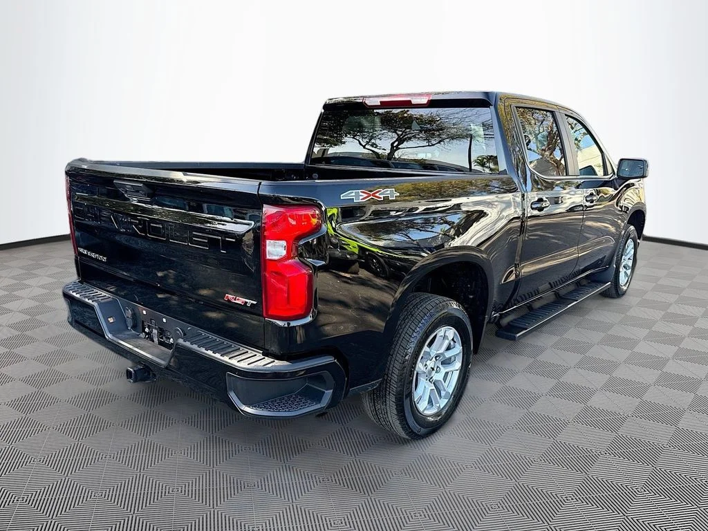 Used 2026 Black Chevrolet RST image 8