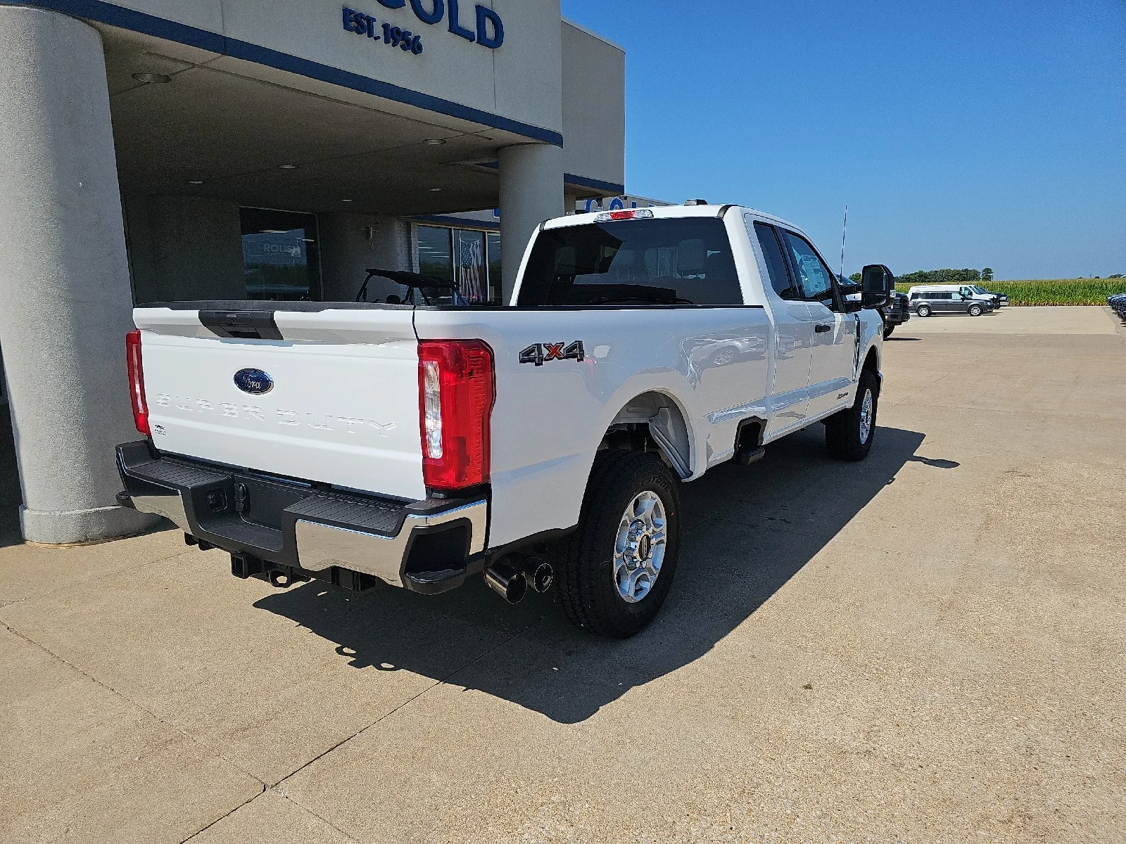 New 2026 Oxford White Ford F-250® XLT image 13