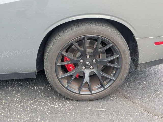 Used 2023 Destroyer Gray Clearcoat Dodge R/T Scat Pack image 12
