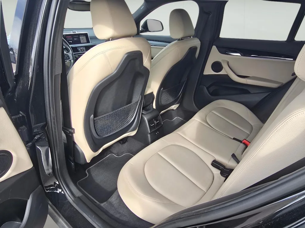Used 2023 Jet Black BMW xDrive28i image 28