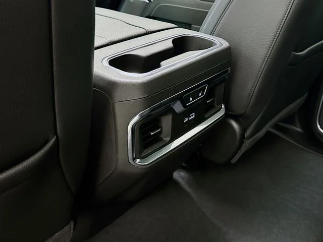 Used 2025 Black GMC Denali image 28