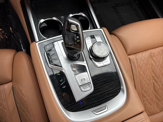 2020 BMW 7 Series 750i - Photo 21