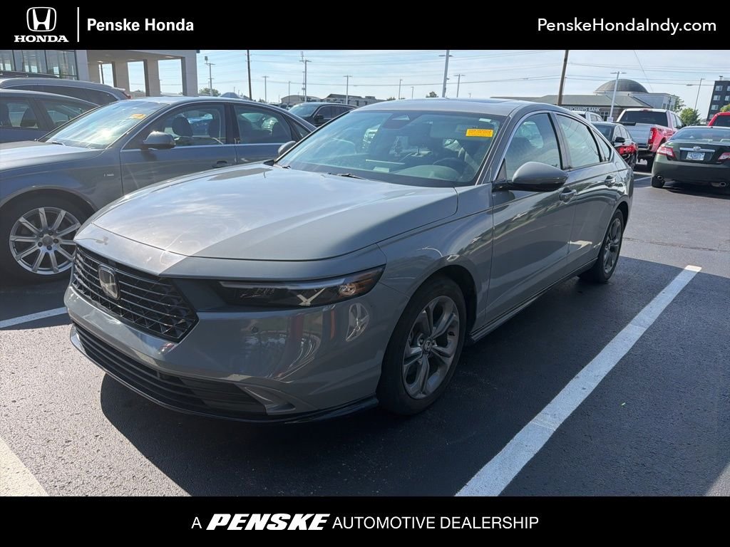 2024 Honda Accord Hybrid EX-L's photo