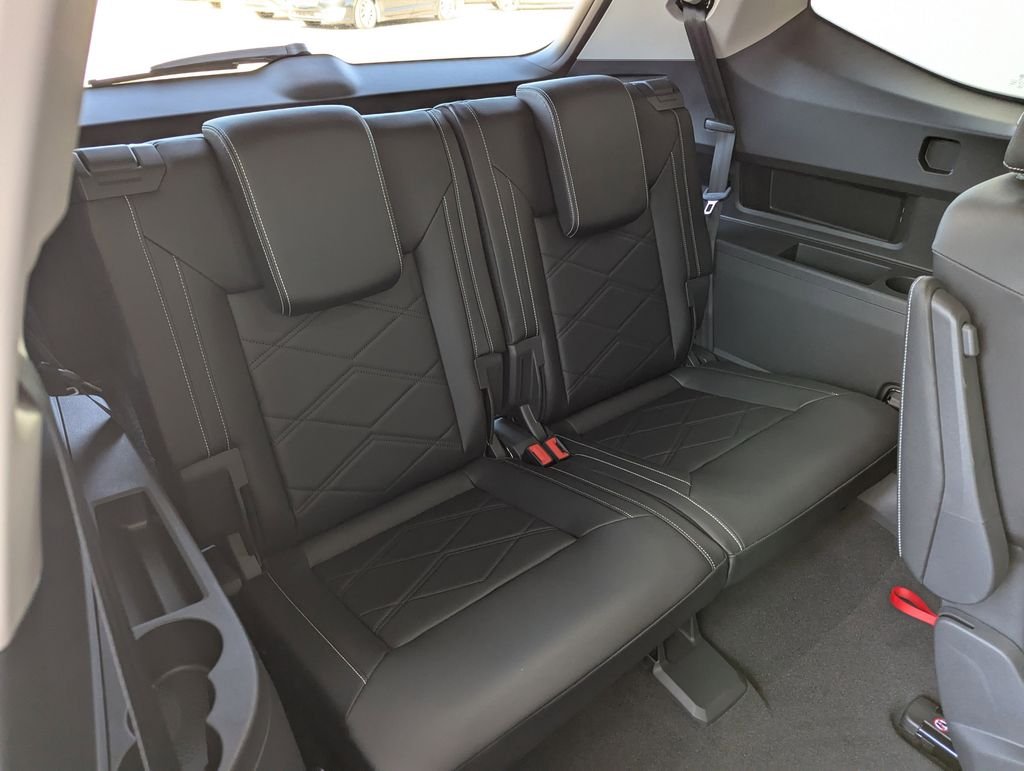 2026 Volkswagen Atlas SE w/Tech - Photo 38