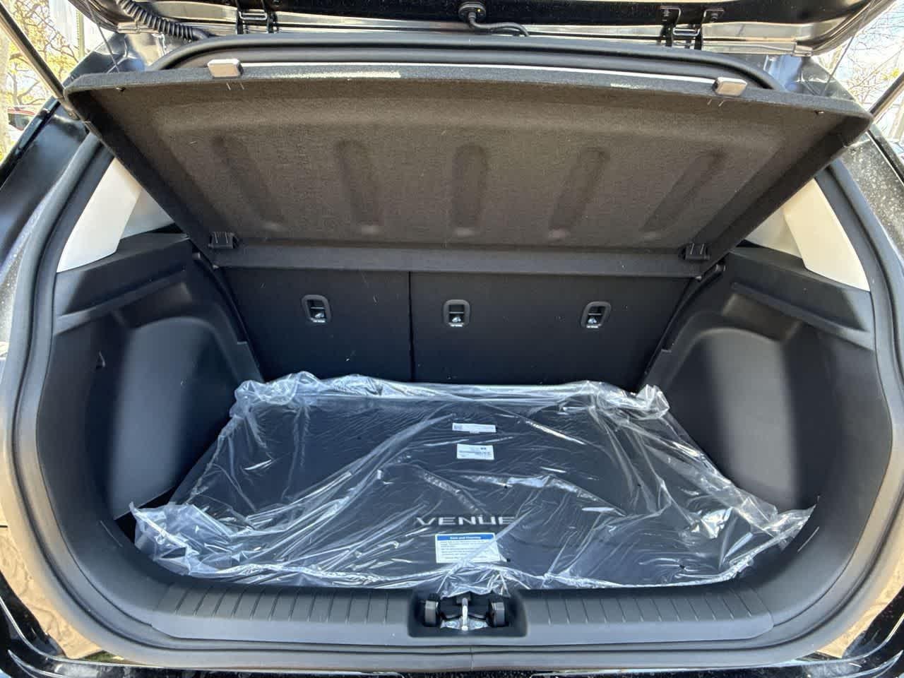 New 2026 Onyx Black Hyundai SEL image 54