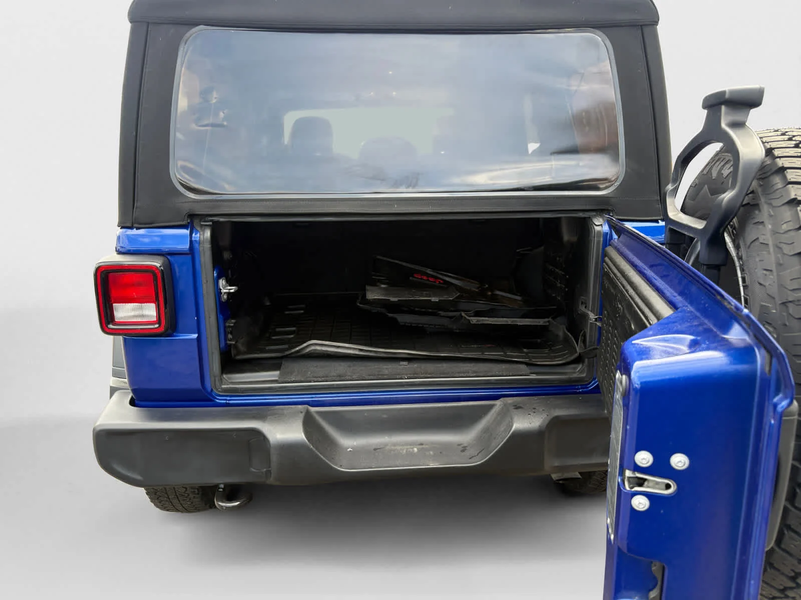 Used 2020 Ocean Blue Metallic Clearcoat Jeep Freedom image 20