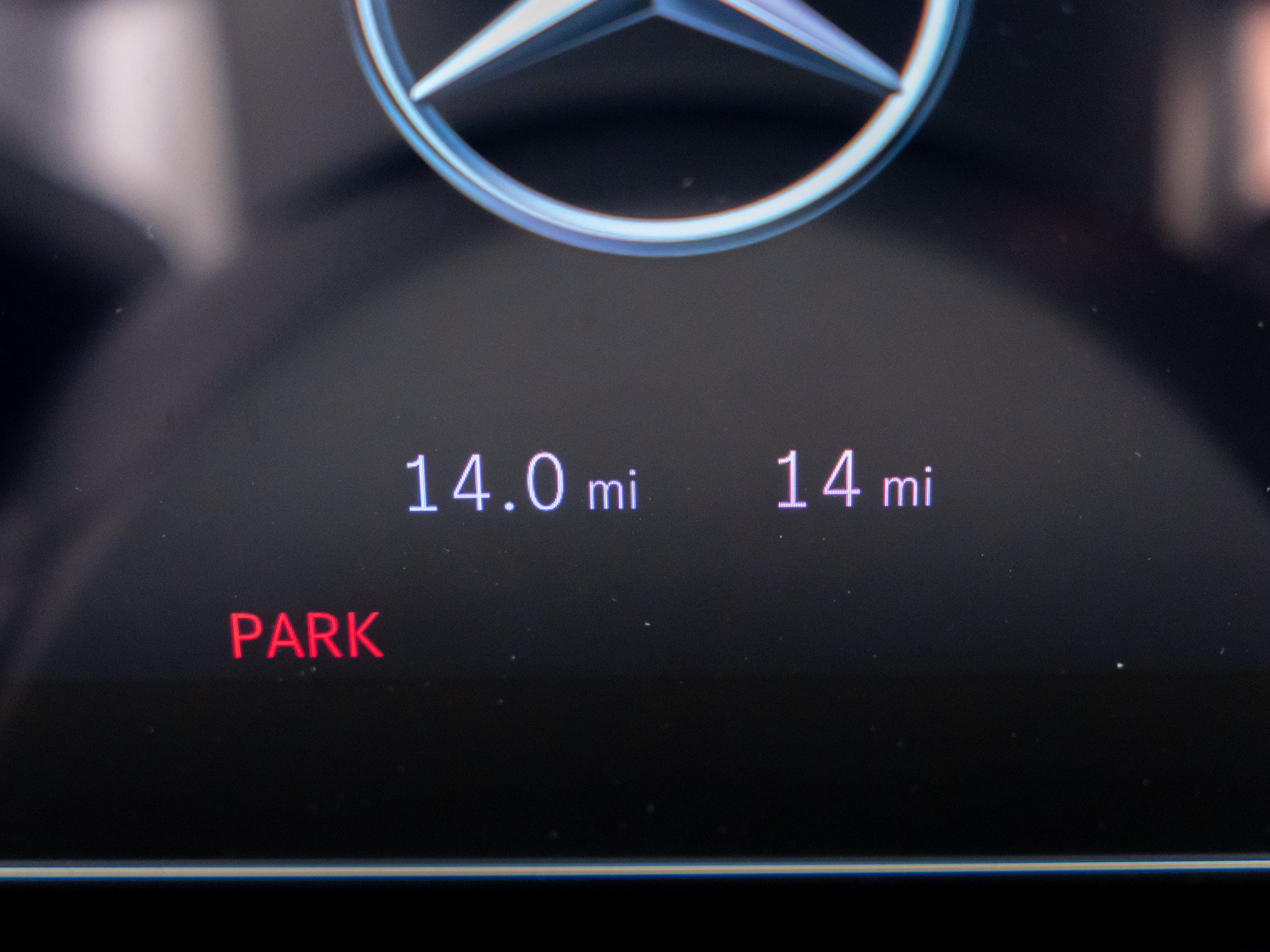 New 2027 Polar White Mercedes-Benz GLC 350e image 64