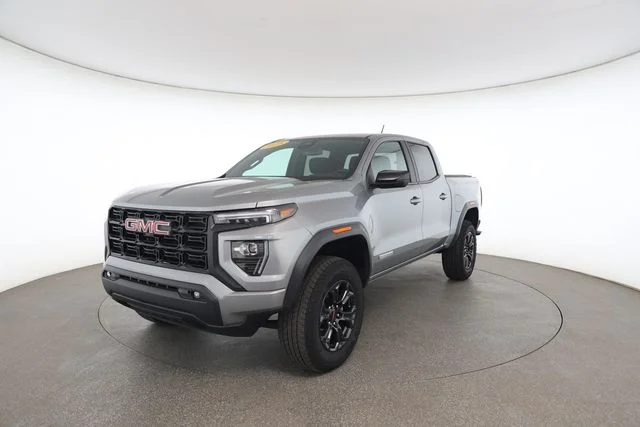 Used 2025 Silver GMC Elevation image 2
