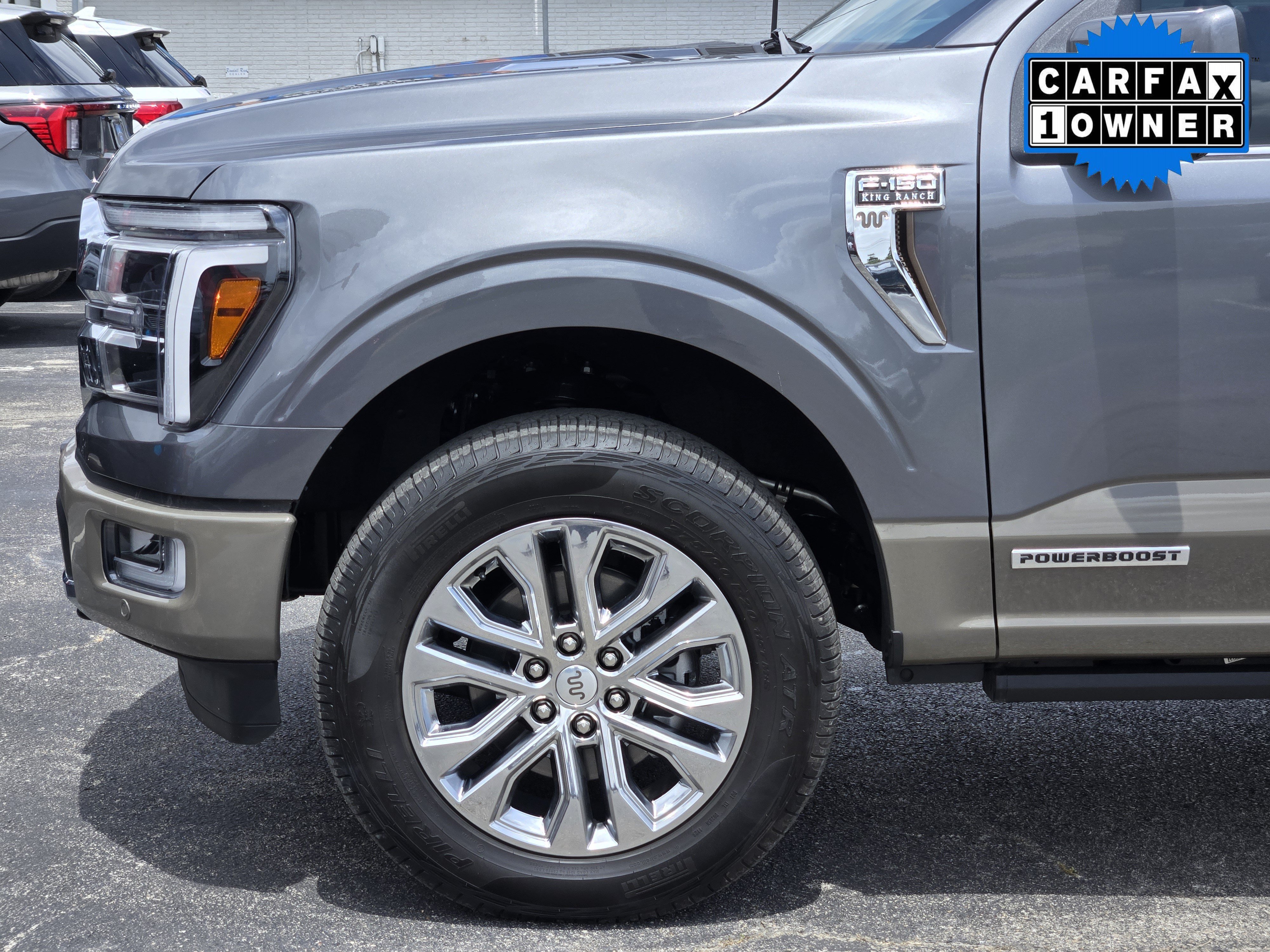 Used 2025 Gray Metallic Ford King Ranch image 9