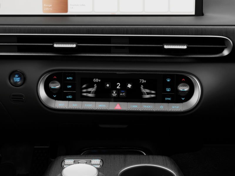 2026 GENESIS GV60 Standard - Photo 15