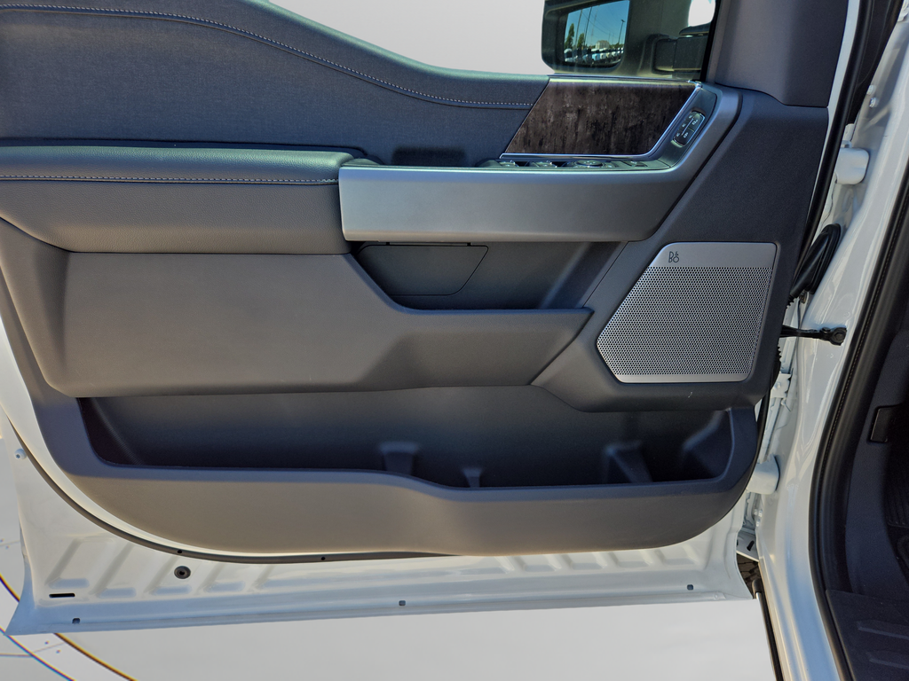 New 2026 Star White Metallic Tri-Coat Ford F-350® Lariat® image 15