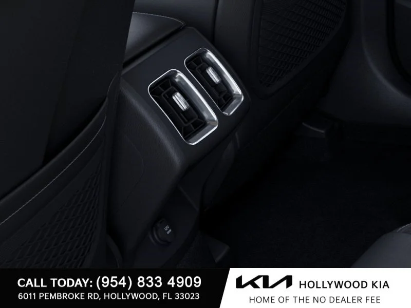 New 2026 Snow White Pearl Kia  image 26