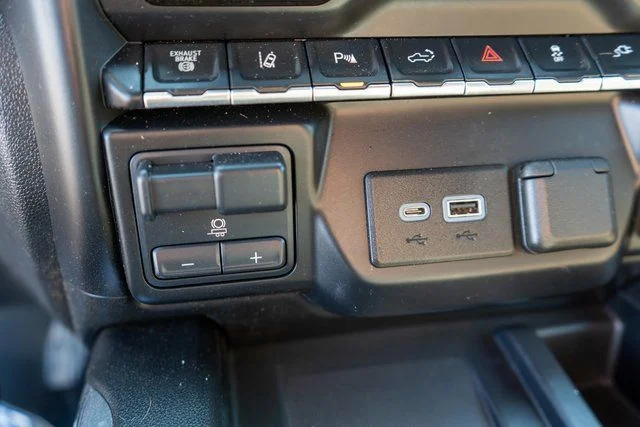 Used 2021 Black Chevrolet LTZ image 38