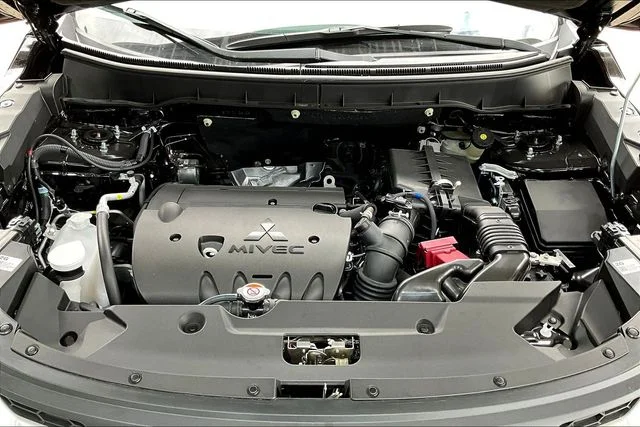 New 2026 Black Mitsubishi 2.0 ES image 12
