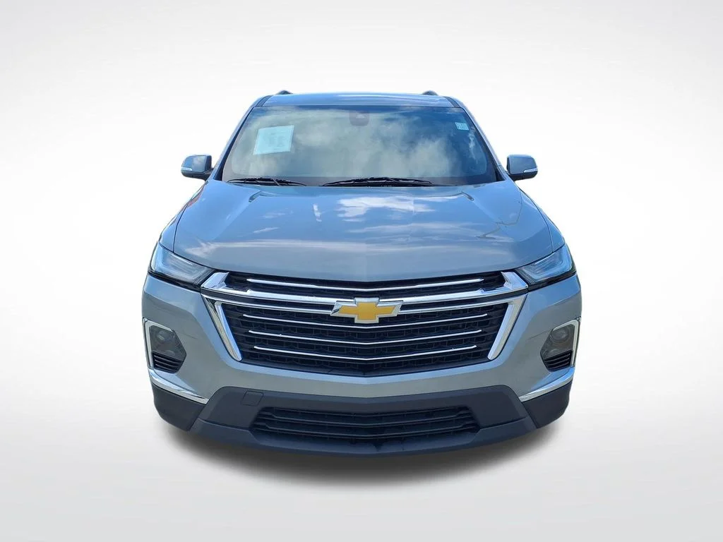 Used 2023 Gray Chevrolet LT image 2