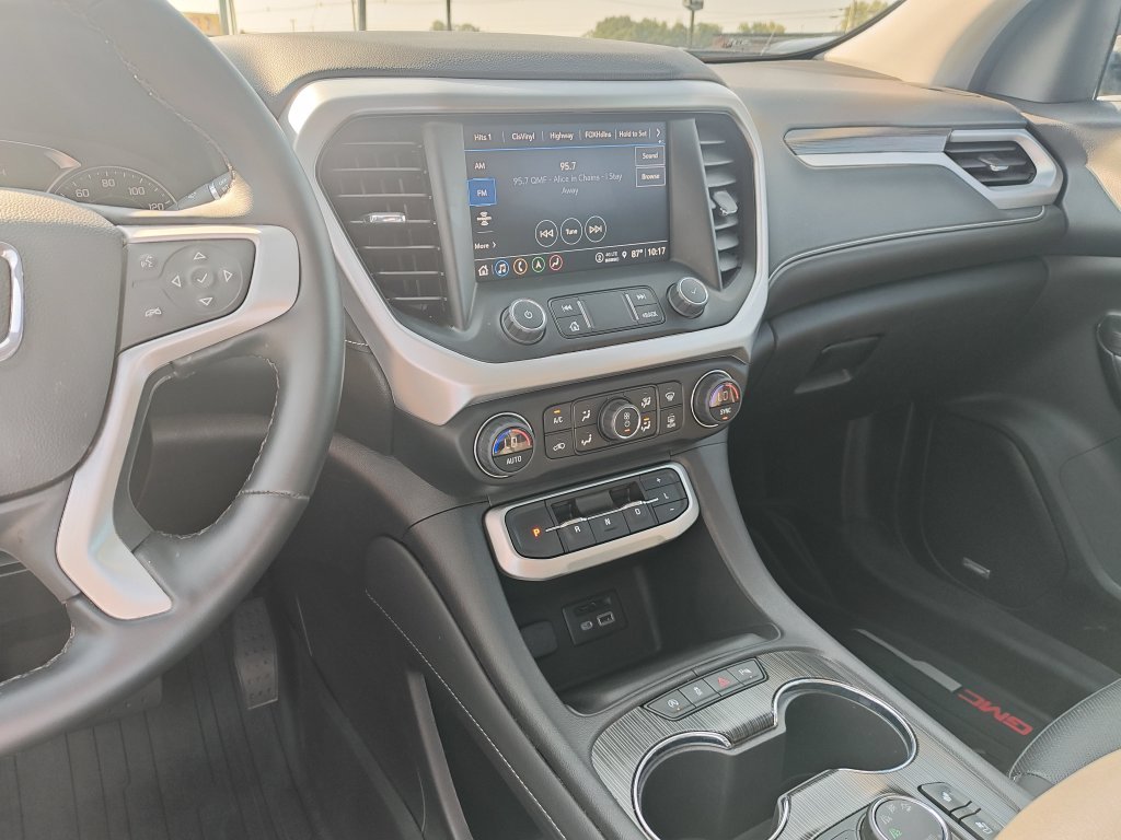 Used 2023 Black GMC SLT image 20
