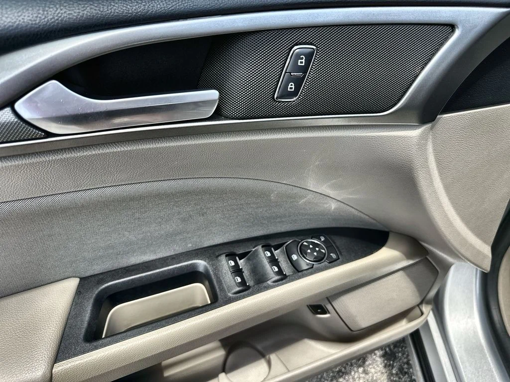 Certified Used 2018 Ingot Silver Metallic Ford SE image 22