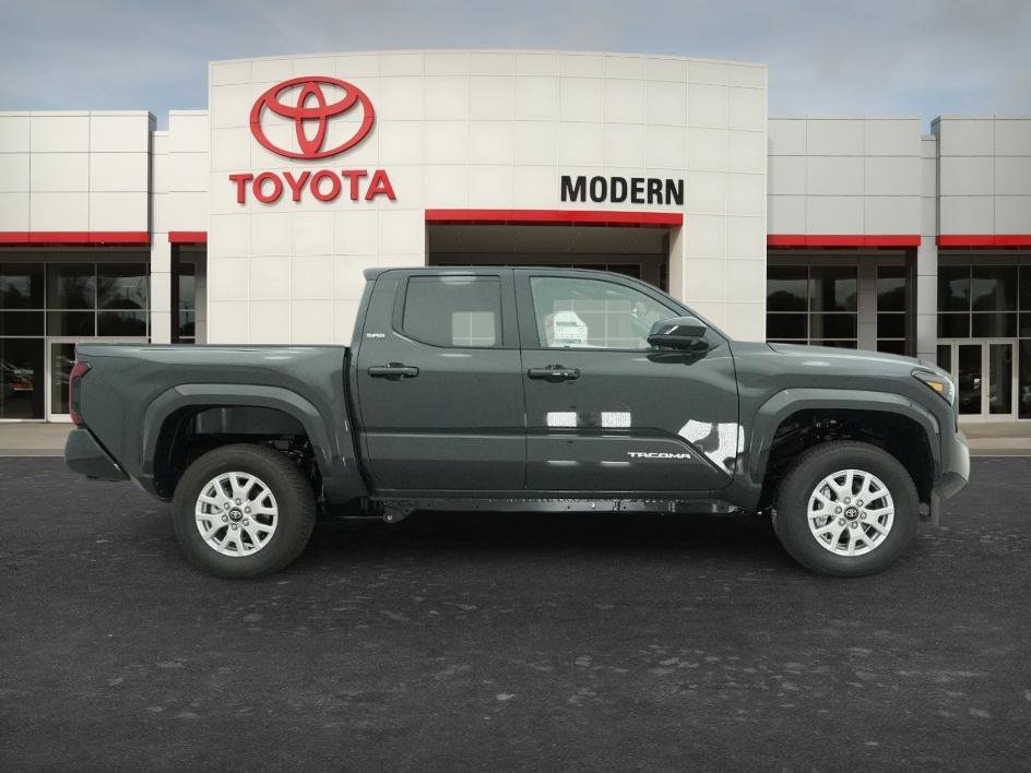 New 2026 Underground Toyota SR5 image 13