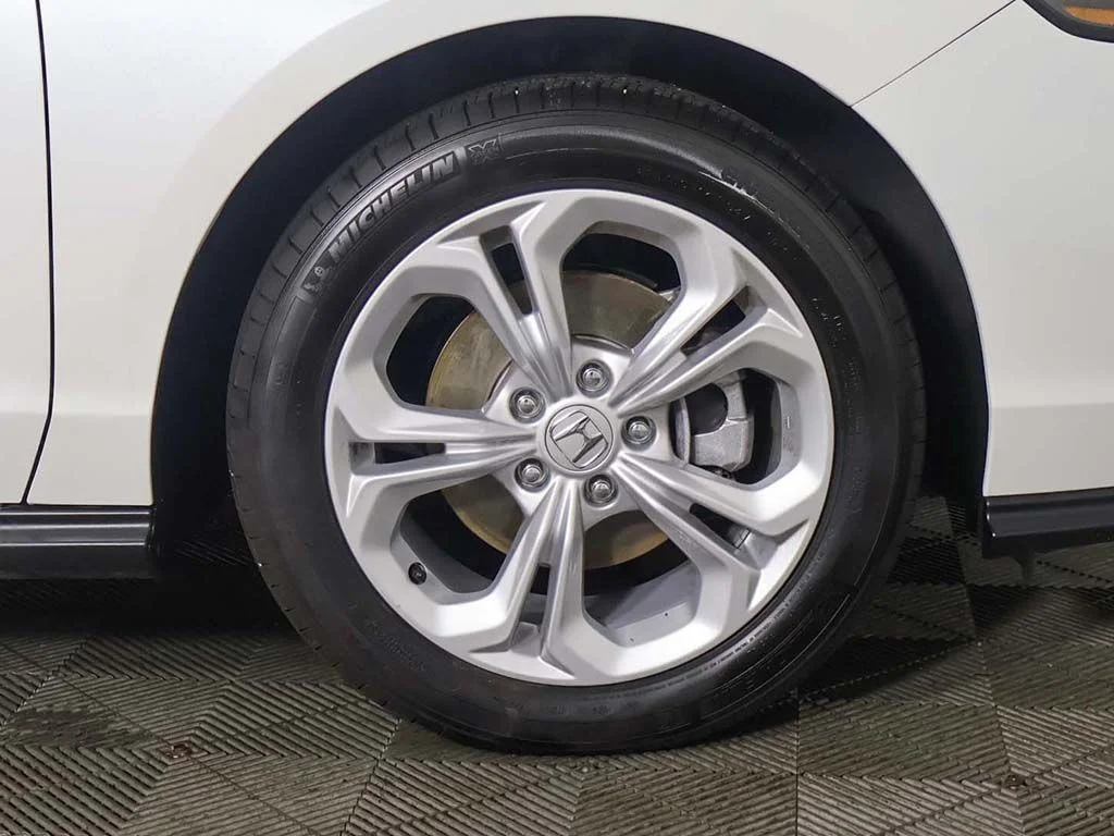 2026 Honda Accord LX - Photo 17