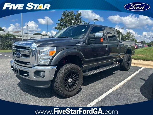 Used 2016 Gray Ford XLT image 1