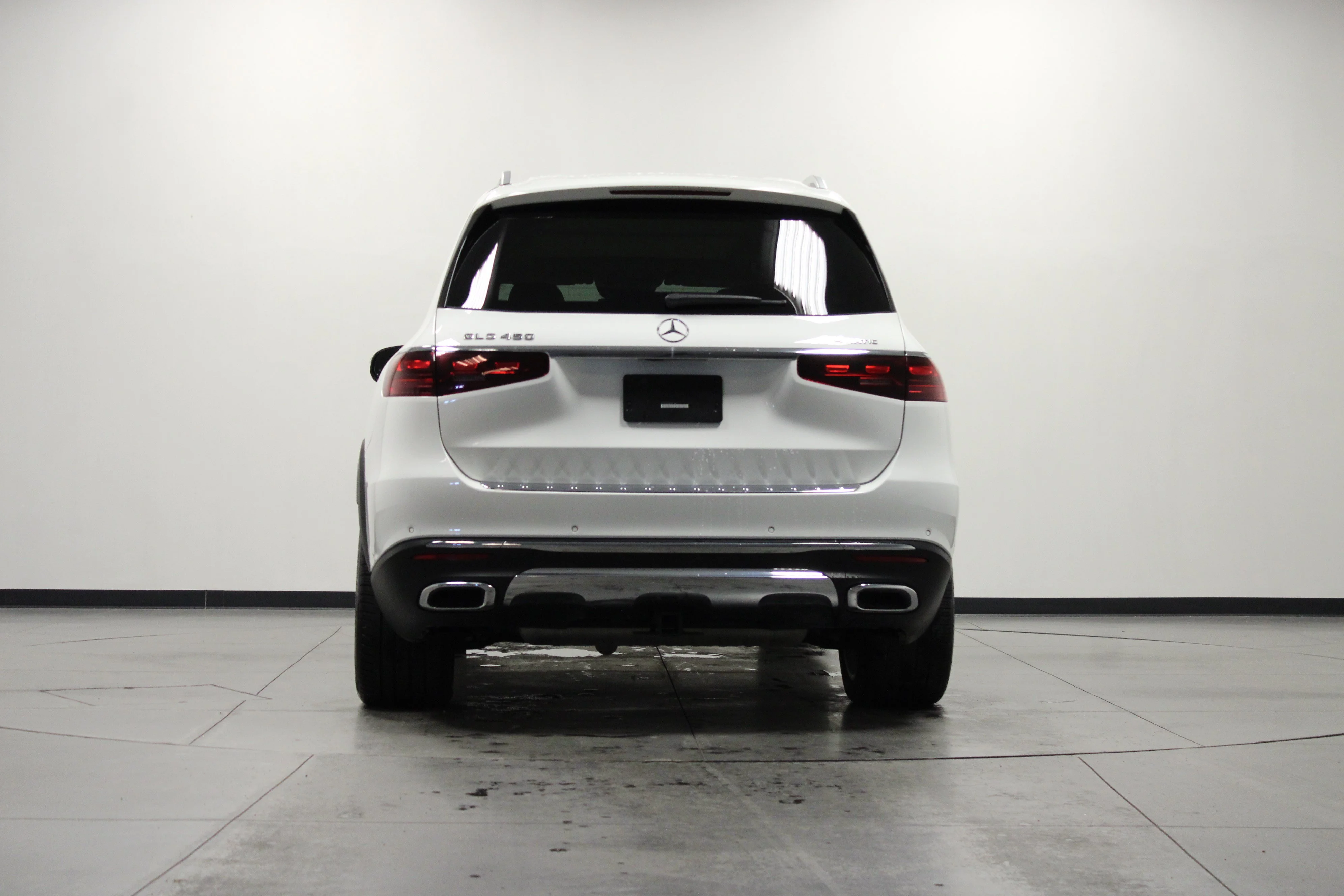 Used 2024 Polar White Mercedes-Benz GLS 450 image 5