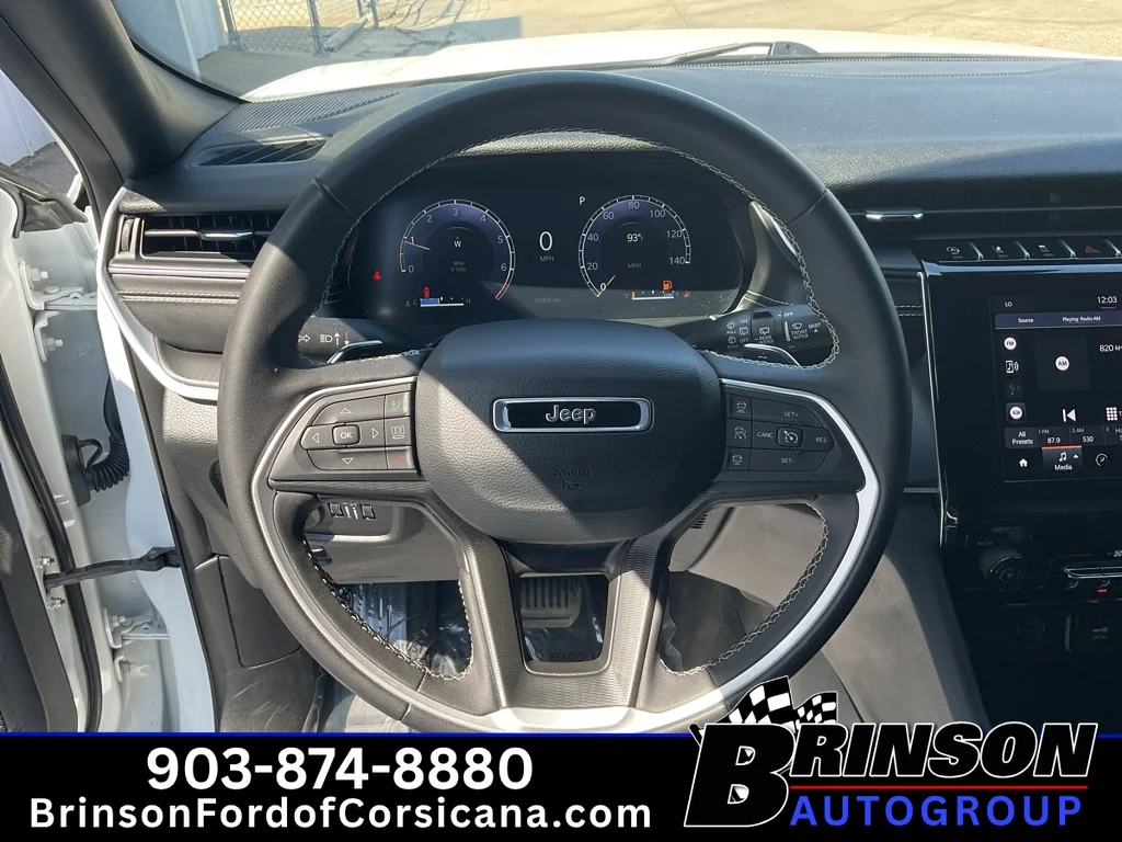 Used 2024 Bright White Clearcoat Jeep Laredo image 32