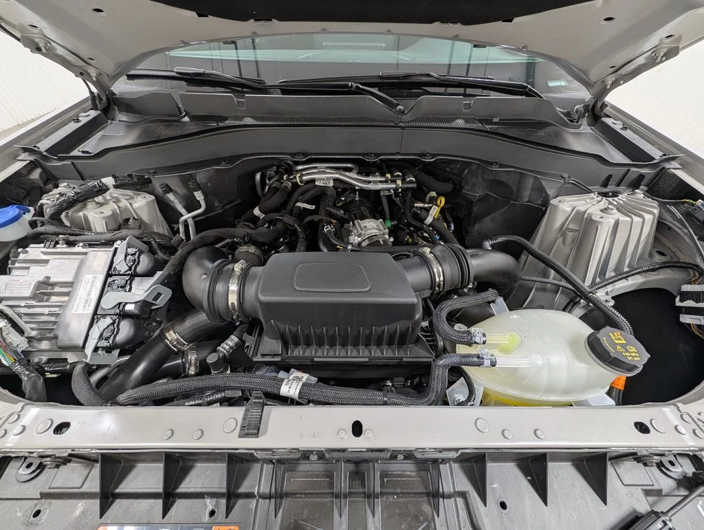 New 2026 Space White Metallic Ford Tremor® image 30