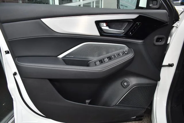 New 2026 Platinum White Pearl Acura Technology Package image 10