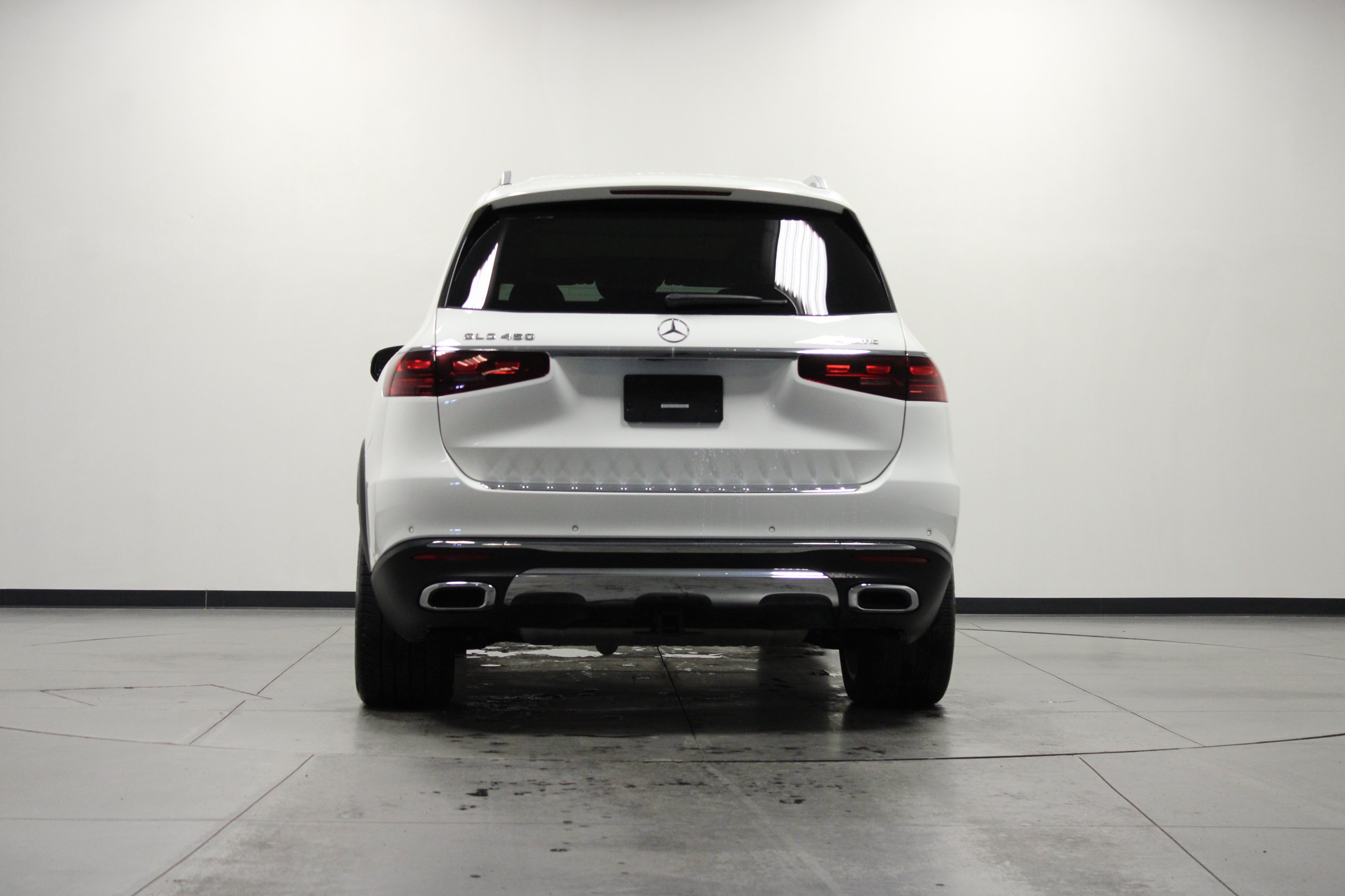 Used 2024 Polar White Mercedes-Benz GLS 450 image 5