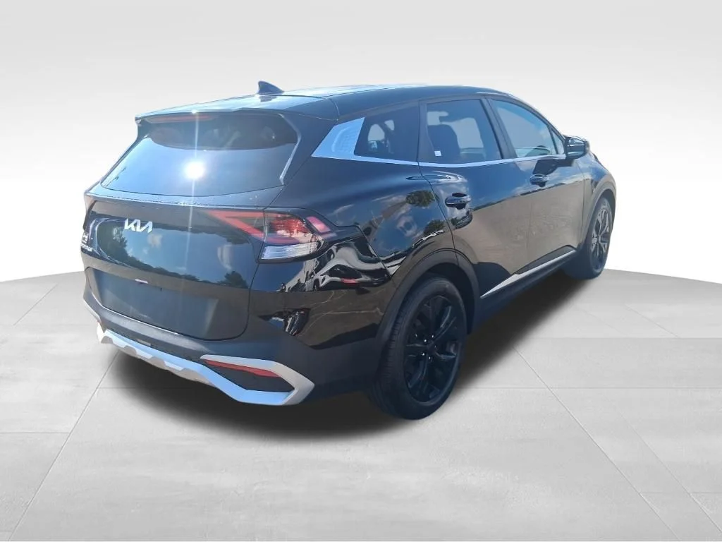 Used 2024 Black Kia EX image 4