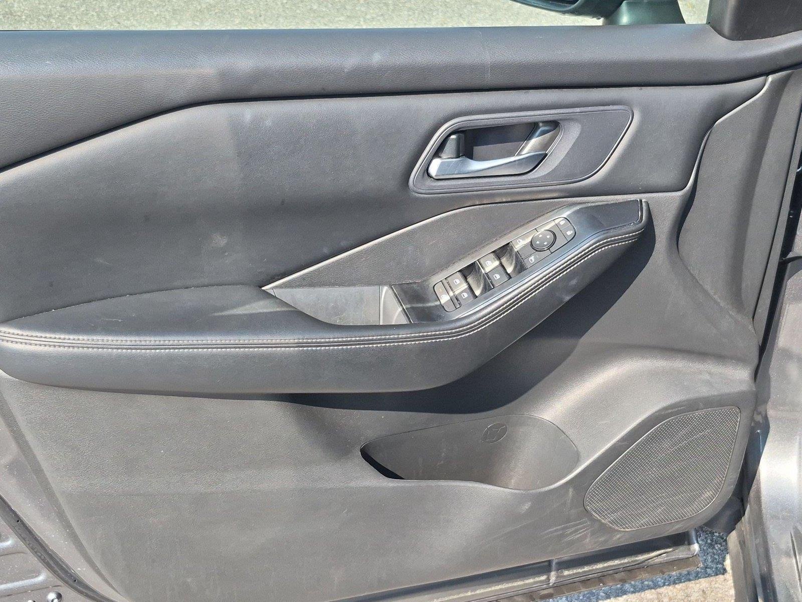 Used 2024 Gun Metallic Nissan SV image 15