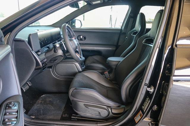 2025 Hyundai IONIQ 5 N - Photo 20