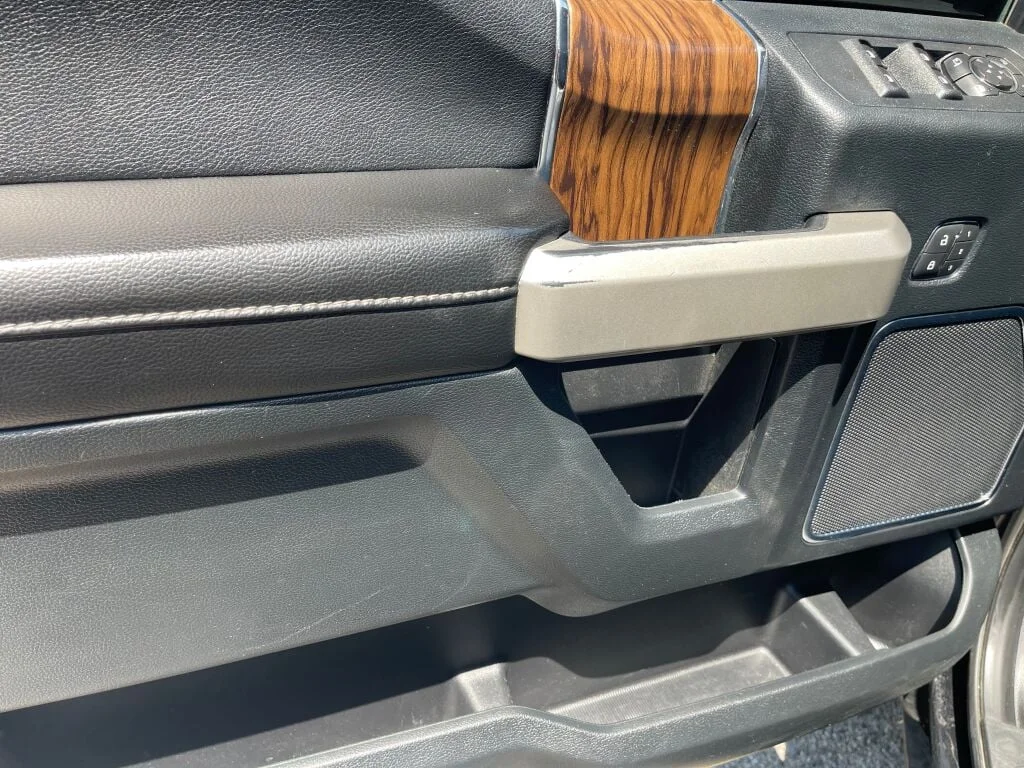 Used 2018 Shadow Black Ford LARIAT image 8