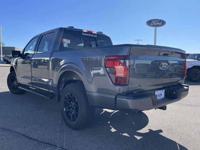 New 2026 Carbonized Gray Metallic Ford XLT image 3
