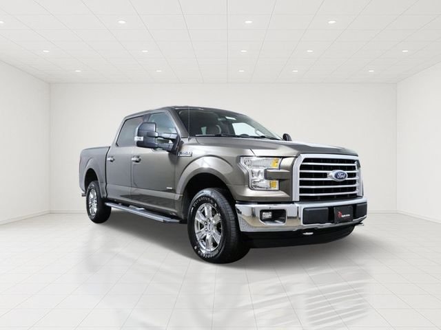 Used 2015  Ford XLT image 1
