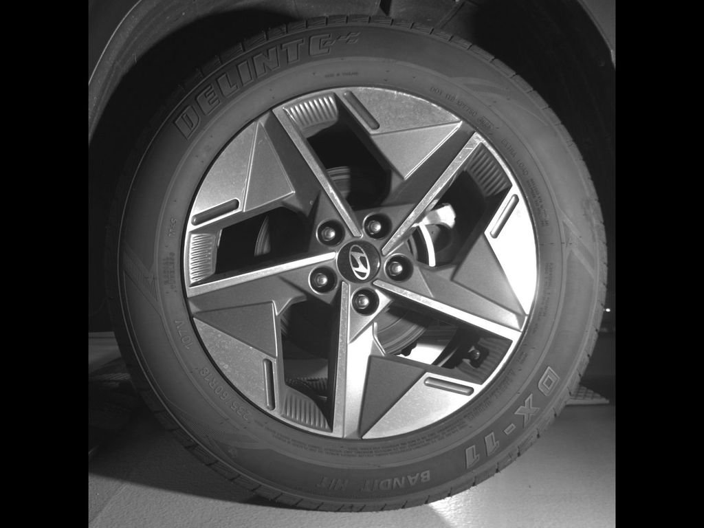 Used 2025 Hampton Gray Hyundai SEL image 12