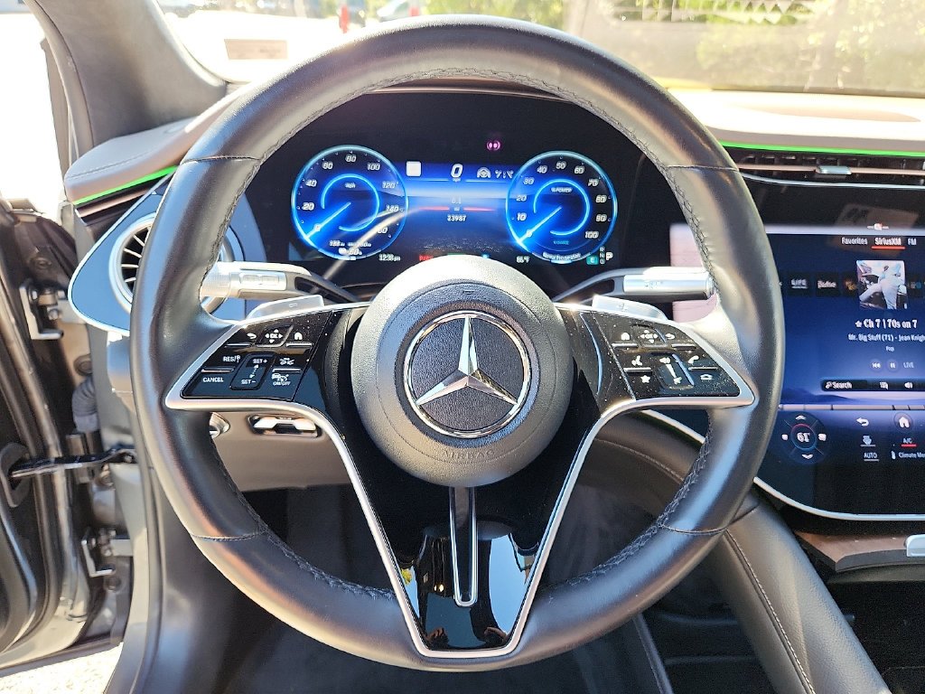 Used 2023 Selenite Gray Metallic Mercedes-Benz 580 image 19