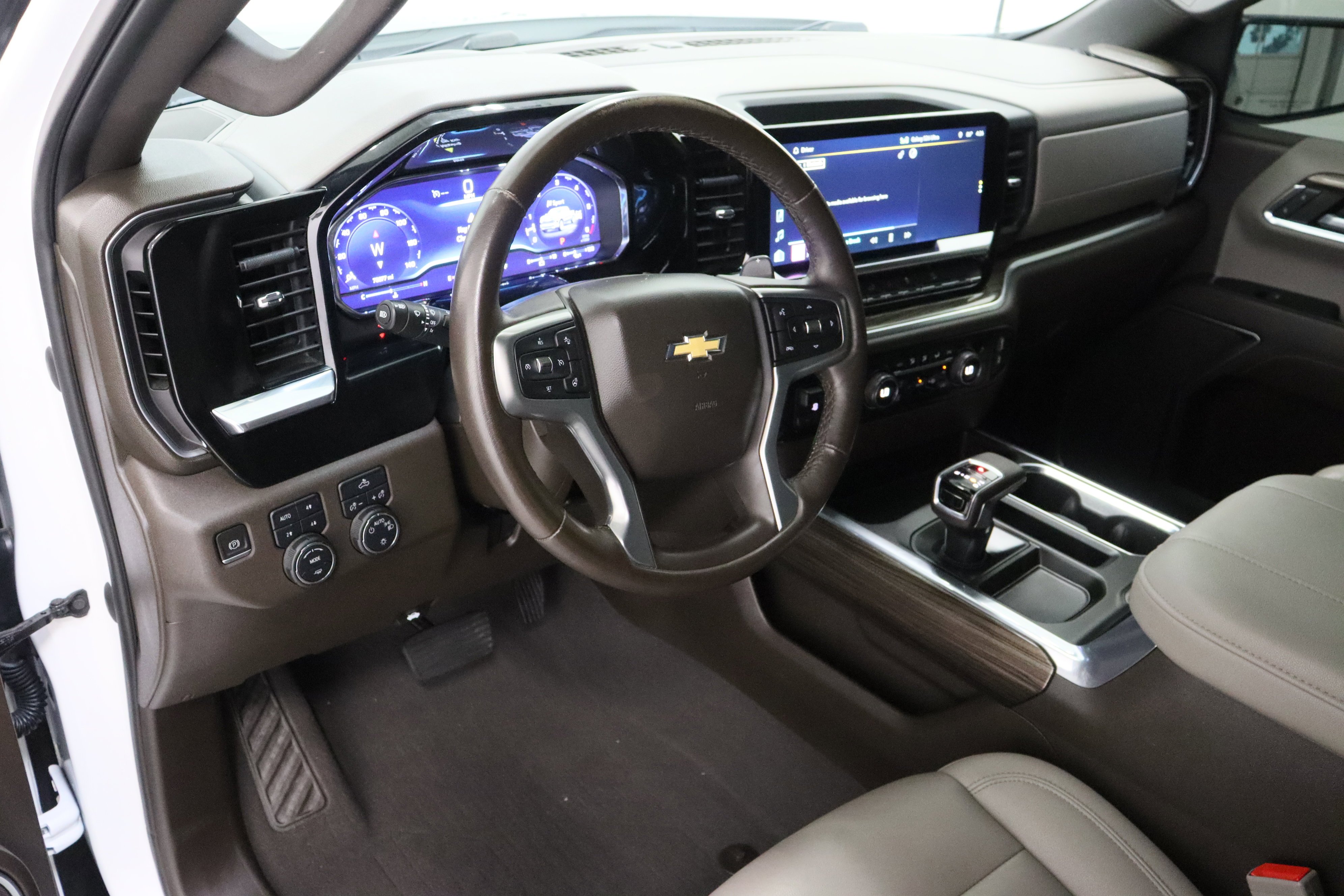 Used 2023 Black Chevrolet LT 5.3L image 13