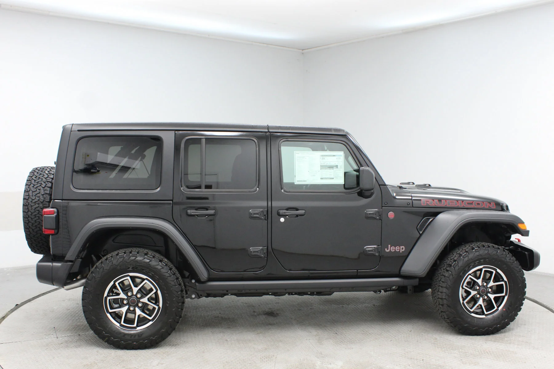 New 2026 Black Clearcoat Jeep 4-Door Rubicon 4x4 image 27