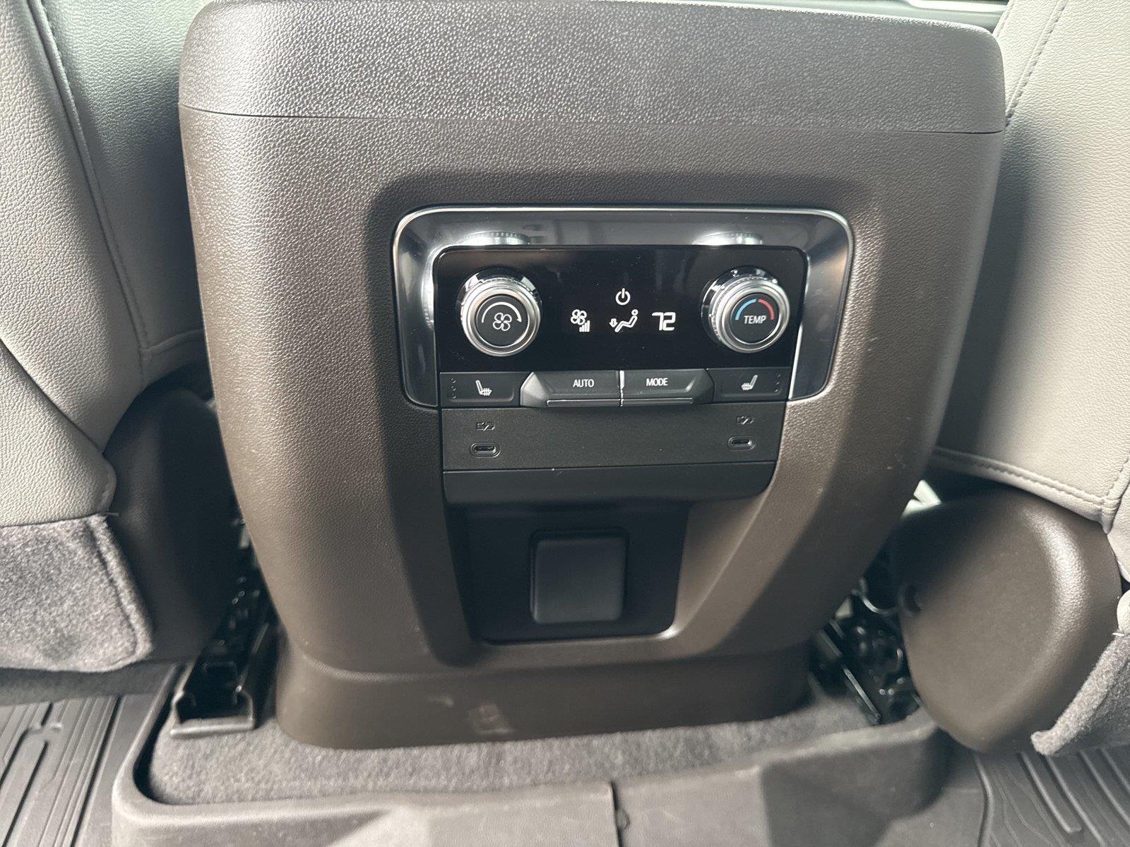 Used 2025 Summit White GMC Elevation image 33