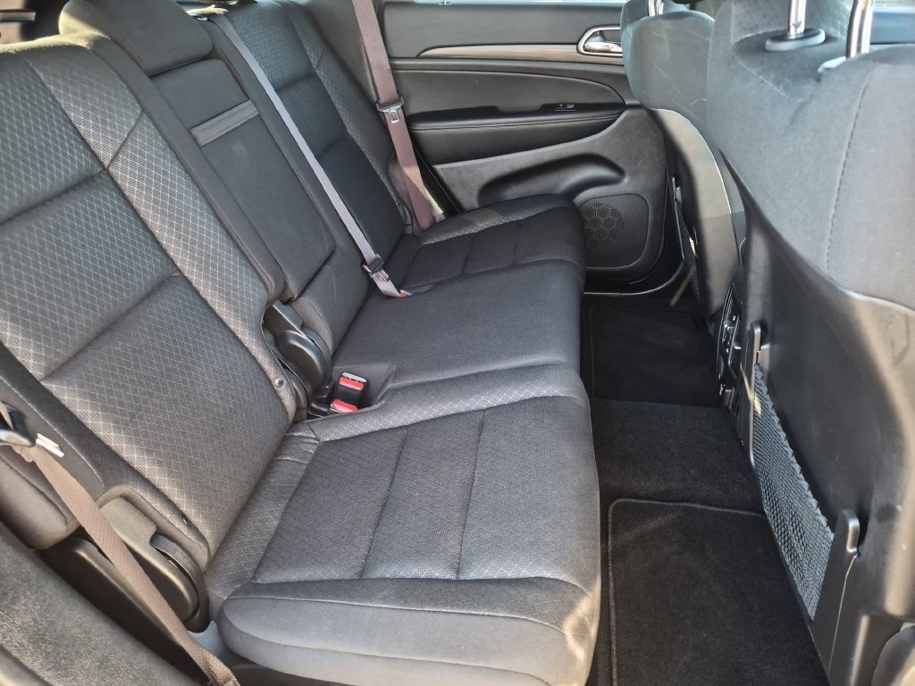 Used 2021 White Jeep Laredo image 29