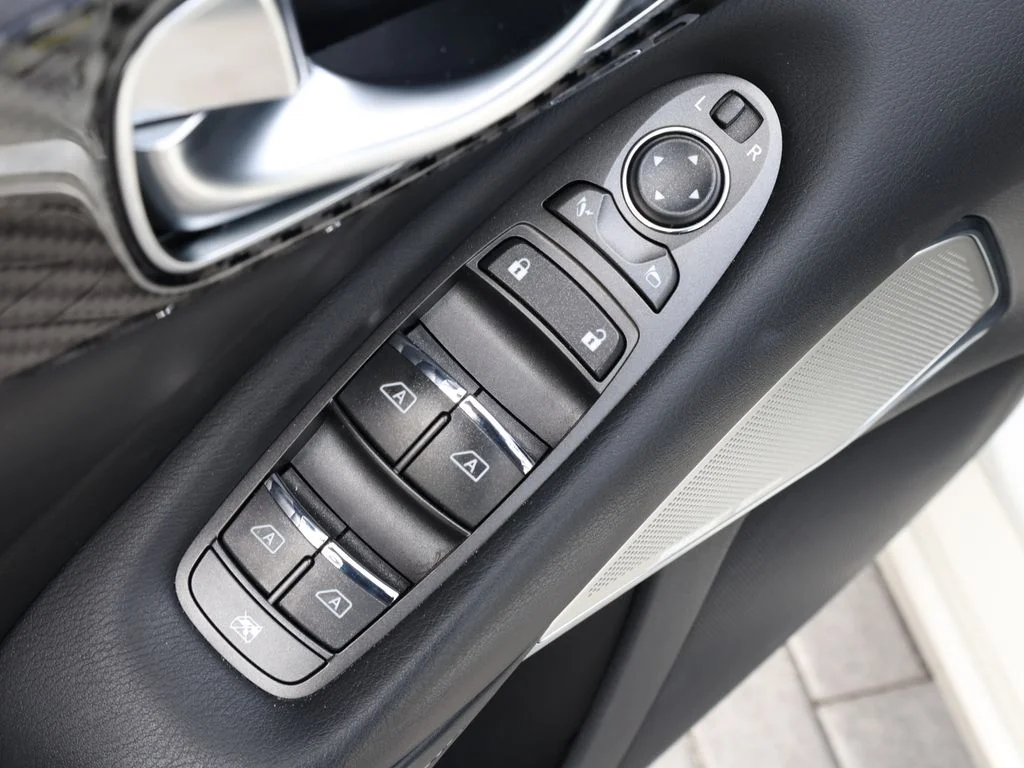 Certified Used 2023 White INFINITI SENSORY image 11