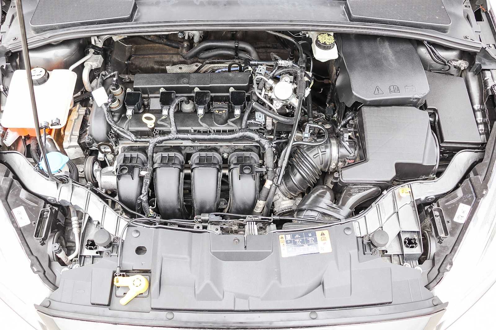 Used 2018 Magnetic Metallic Ford SEL image 22