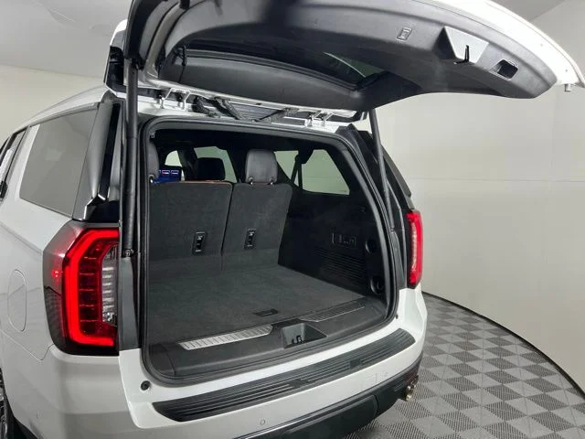 Used 2023 White GMC Denali Ultimate image 41